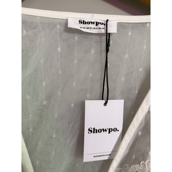 Showpo Akshia Mini Dress Puff Sleeve Floral Detail Plunge Neck‎ White Size 8 - Picture 8 of 10